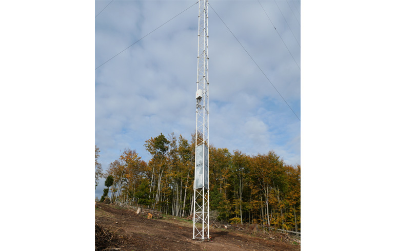 Errichtung Windmessmast